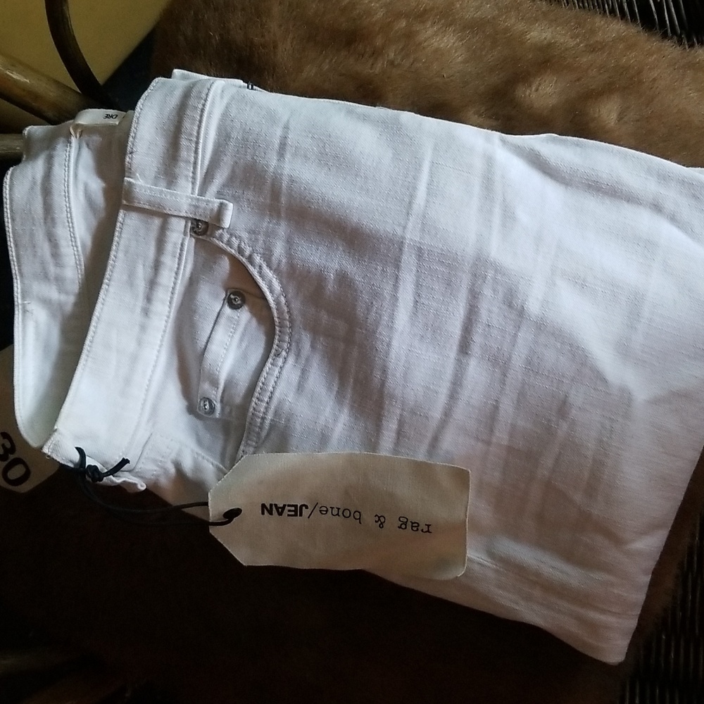 RAG & BONE AGED BRIGHT WHITE JEANS SZ 30 STRETCH
